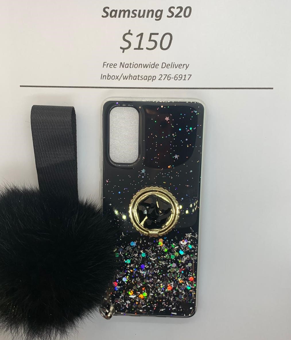 S20 Black Pom-pom with Ring