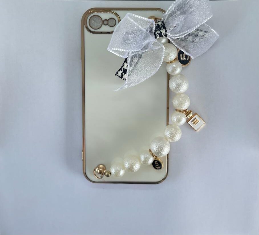 iPhone SE Pearl Bracelet