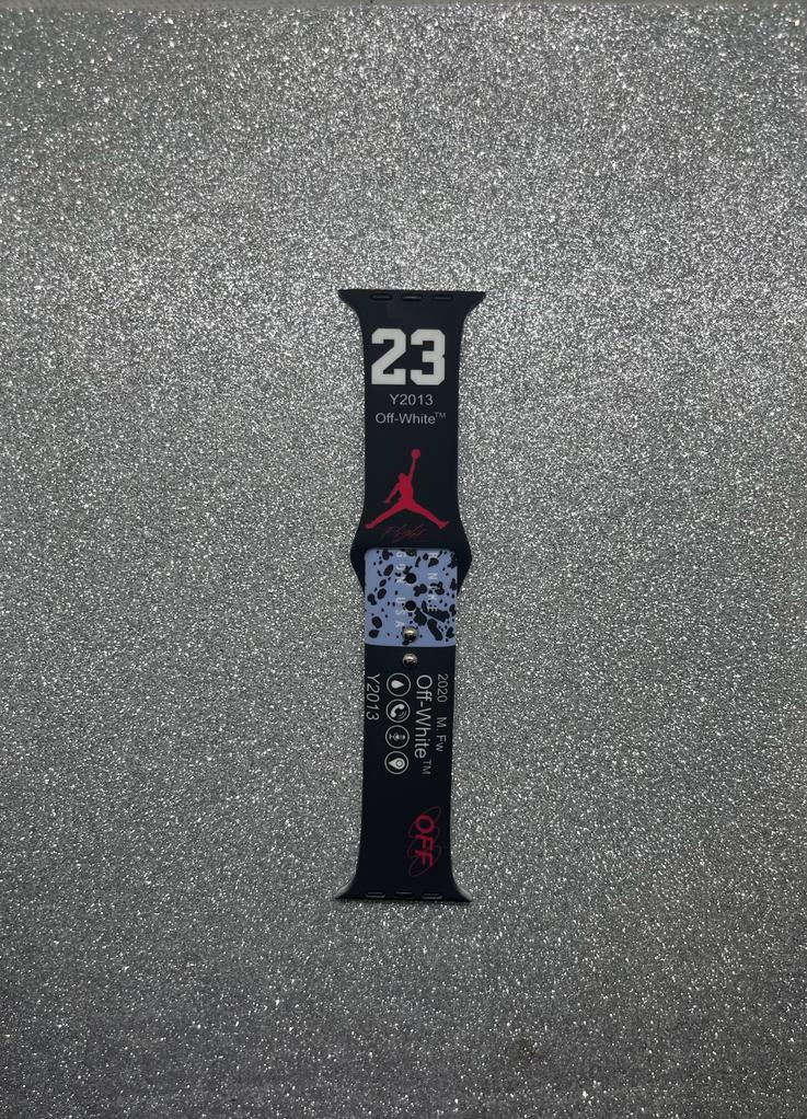 42/44/45MM Black Brand Band